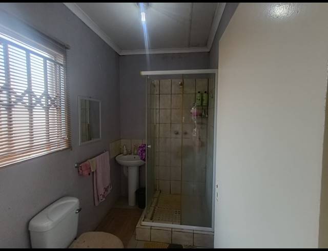 3 BEDROOM HOUSE TO LET IN RIVERSDALE